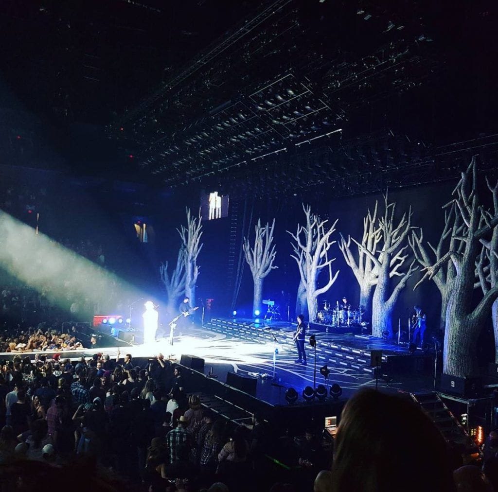 Image: 61bc96a4b7a711f4cdb311d1_larouquine-florida-georgia-line-charme-le-quebec-01-1024x1012-1.jpeg