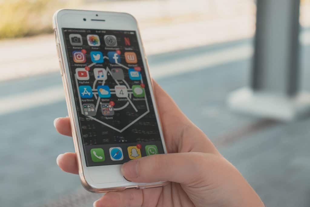 Image: 61ba43efeadf0dc2d2e67629_christian-wiediger-OLwoFZ_g-ig-unsplash-1024x683-1.jpeg