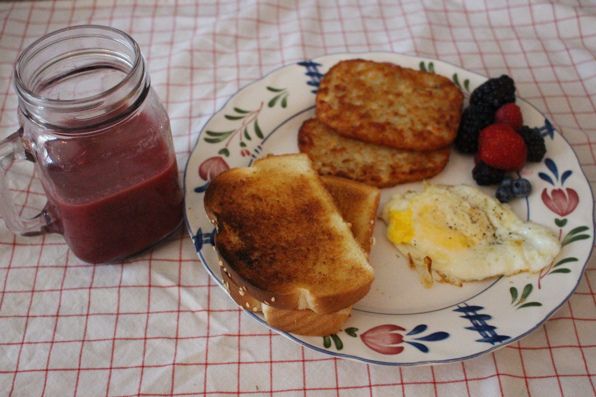 Image: 61bc970e4c6a555cb0d869d9_larouquine-les-smoothies-evive-01-2.jpeg